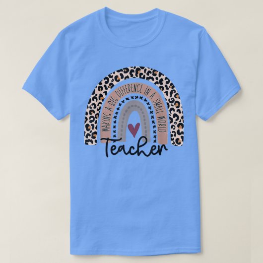 Een groot verschil maken in een kleine wereld Lera T-shirt (Design voorkant)