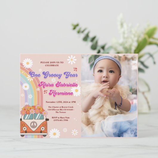 Een groovy jaar retro regenboog 1e verjaardag foto kaart (Staand voorkant)