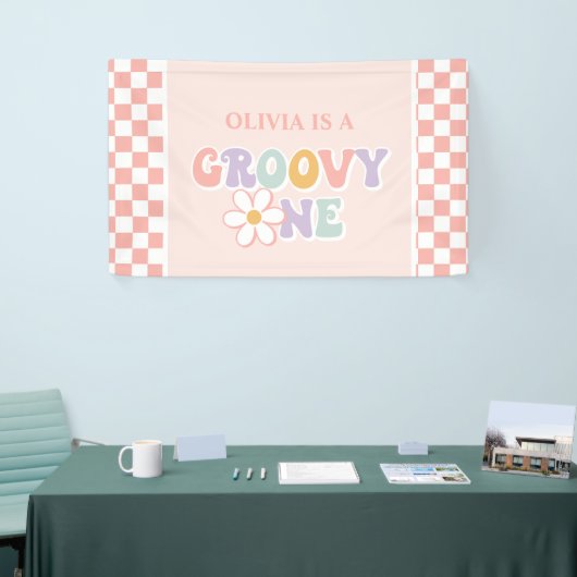Een Groovy meisje roze Daisy Checker Spandoek (Beurs)