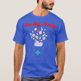 Een grote familie Pharmaly 1 T-shirt