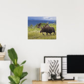 Een grote mannetjeseland staat tussen de wilgen poster (Thuiskantoor)
