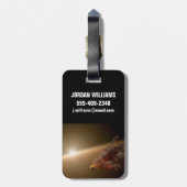 Een grote uitbarsting rond ster NGC 2547-ID8. Bagagelabel (Achterkant verticaal)