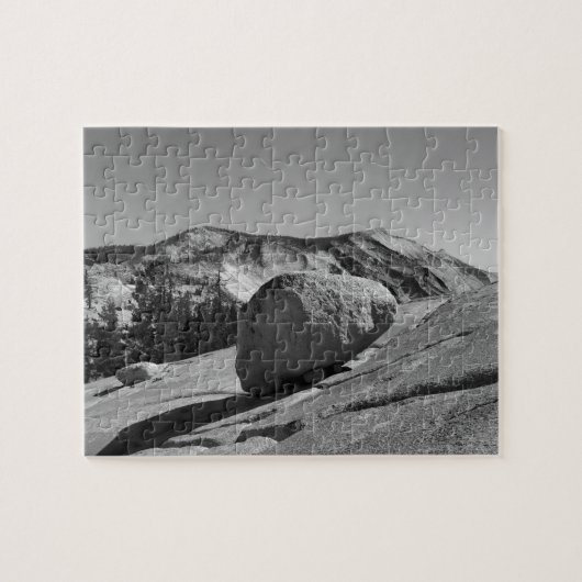 Een grote vuilnisbelder - een gletsjerige griezela legpuzzel (Horizontaal)