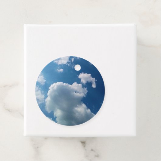 Een grote wolk bedankjes labels (In situ)