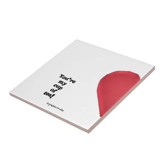 een half rood hart op een tegel tegeltje (Zijkant)