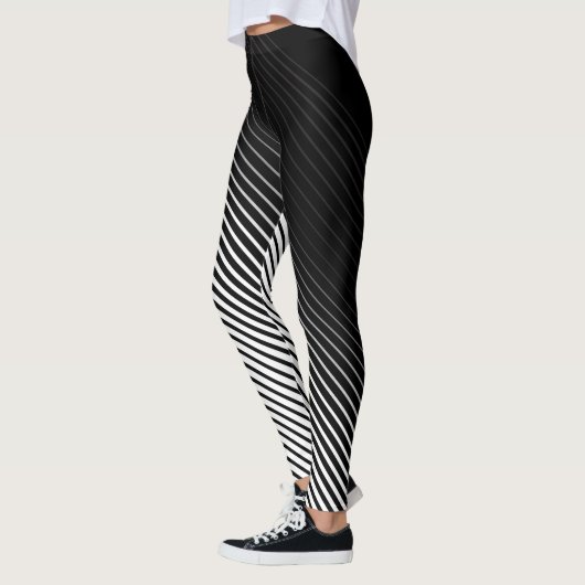 Een half vrouw - een halve zebra leggings (Links)
