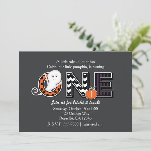 Een Halloween Herfst 1e verjaardagsfeestje Uitnodi Kaart (Staand voorkant)