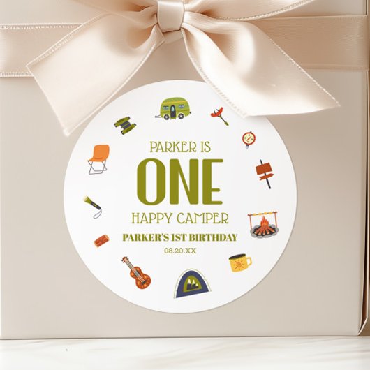 Een Happy Camper Camping 1e Eerste Verjaardagsfees Ronde Sticker
