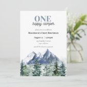 Eén Happy Camper First Birthday-uitnodiging Kaart (Staand voorkant)