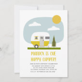 Een Happy Camper Yellow Trailer Birthday Kaart (Voorkant)