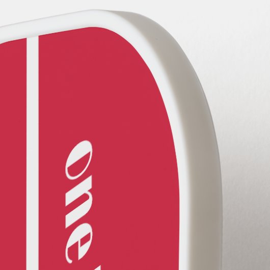 Een Happy Pickler Rood Wit Initialen Grappig Pickleball Paddle (Links Detail)