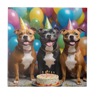 Een heel blijde Staffy-verjaardag met cake, Tegeltje