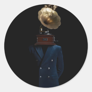 een heer met een grammofoonhoofd ronde sticker