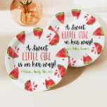 Een heerlijk meisje met watermeloen Baby shower Papieren Bordje<br><div class="desc">Dit is een lief klein meisje watermeloen Baby shower papieren borden! Het ontwerp bestaat uit een groen en roze watermeloen thema.</div>
