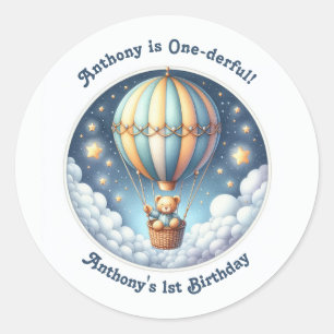 Een heerlijke heteluchtballon eerste verjaardag ronde sticker
