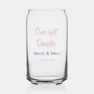 Een heet stel voeg naam paarse pastel retro modern blikvorm glas
