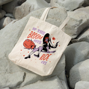 Een heks vliegt op een kamer tote bag
