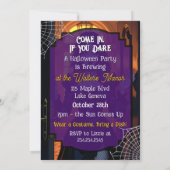 Een hekserig Halloweenfeest is aan het brouwen Kaart (Achterkant)