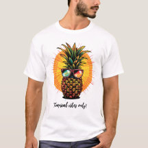Een heldere ananas in een zonnebril