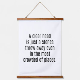 Een heldere wandtapijt met bovenzijde hangend wandkleed