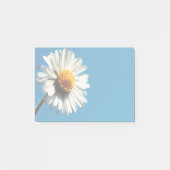 Een heldere Witte Daisy onder een Big Blue Sky Post-it® Notes (Voorkant)