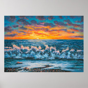 Een heldere zonsondergang tijdens een storm. Een o Poster