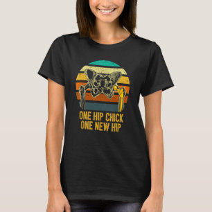 Een heupkuiken met een nieuwe heupvervangende oper t-shirt
