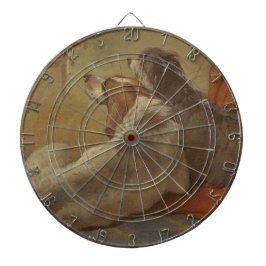 Een hond en een gekaarde jongen (twee honden) (die dartbord