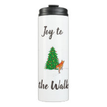 Een hond en een kerstboom