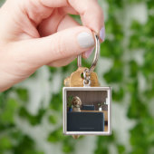 Een hond in de rijkamer sleutelhanger (Hand)