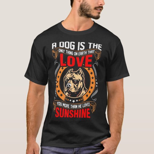 Een hond is de liefde Pitbull T-shirt (Voorkant)
