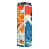 Een hond surft op een grote golf thermosbeker (Achterkant)