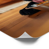 Een hond uit Newfoundland geniet van zijn maaltijd Poster (Hoek)