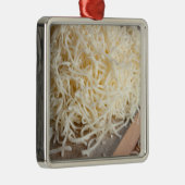 Een hoop verse mozzarella kaas. metalen ornament (Rechts)