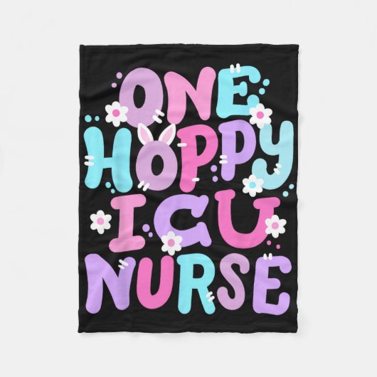 Een Hoppy Icu Nurse Retro Groovy Happy Easter Bunn Fleece Deken (Voorkant)
