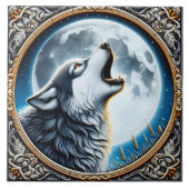 Een huilende wolf onder een stralende volle maan tegeltje (Voorkant)