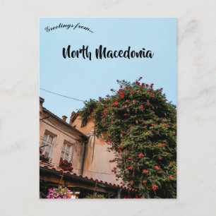Een huis en bloemen in Noord-Macedonië Briefkaart
