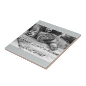 Een huis is geen thuis zonder kattentegel. tegeltje (Zijkant)