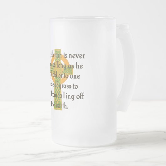 Een Ier wordt nooit Drink - Iers citaat Matglas Bierpul (Voorkant rechts)