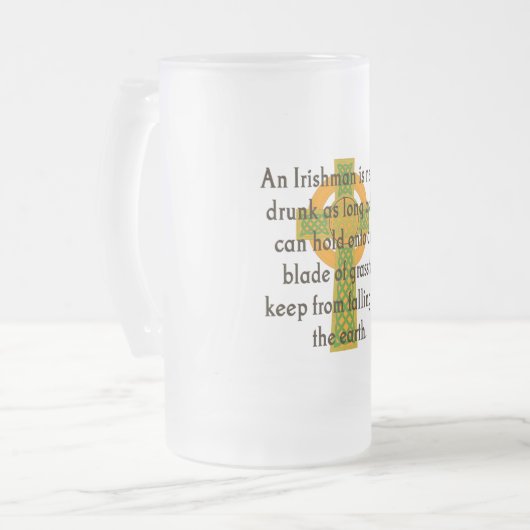 Een Ier wordt nooit Drink - Iers citaat Matglas Bierpul (Voorkant links)