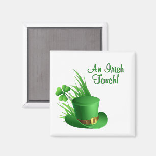 Een Ierse aanraking Leprechaun Klaverhoed in Gras Magneet