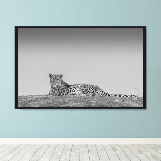 Een Illusive Leopard Zwart & Wit Canvas Wall Art (Insitu (Houten vloer))