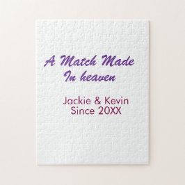 Een in de hemel gesloten paars mauve huwelijk sind legpuzzel