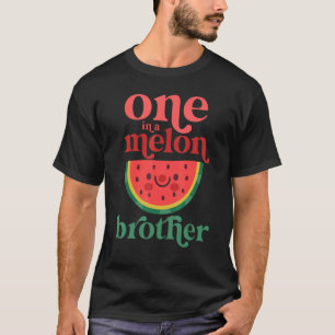 Een in een meloen broederkoute watermeloen eerste  t-shirt