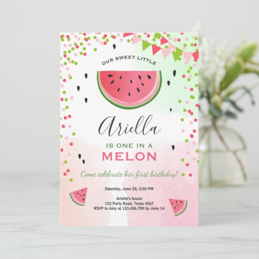 Een in een meloen op de dag van de uitnodiging Wat (Staand voorkant)