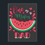 Een in een Meloen Pa B-Day Party Briefkaart<br><div class="desc">One in a Melon Dad B-Day Party Funny design Gift Standaard Briefkaart Classic Collectie.</div>