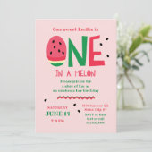 Eén in een Melon First Birthday Uitnodiging (Staand voorkant)