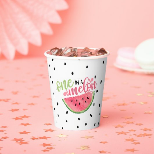 Eén in een Melon Paper Cup - Roze Papieren Bekers (Insitu)