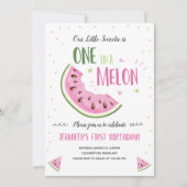 Eén in een Melon Pink Girl First Birthday Uitnodig Kaart (Voorkant)