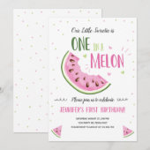 Eén in een Melon Pink Girl First Birthday Uitnodig Kaart (Voorkant / Achterkant)